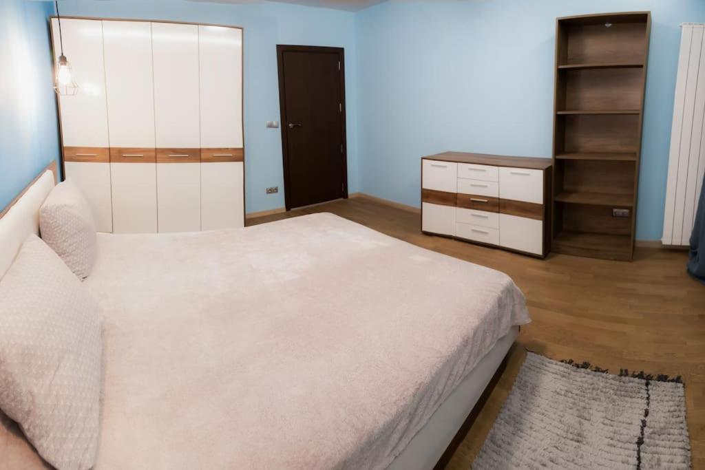 Very Spacious & Modern 3Bed Near Airport & Centre Sofie Exteriér fotografie